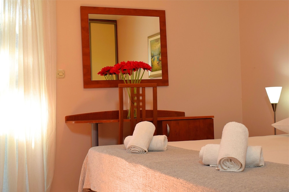 Matilde Beach Resort — Hotel rooms in Vodice, Šibenik-Knin