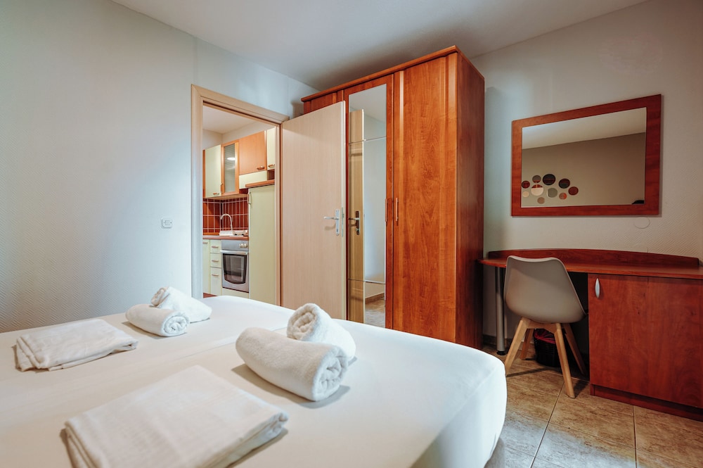 Matilde Beach Resort — Hotel rooms in Vodice, Šibenik-Knin