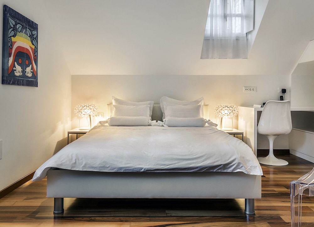 Divota Apartment Hotel — Hotel rooms in Split, Split-Dalmatia