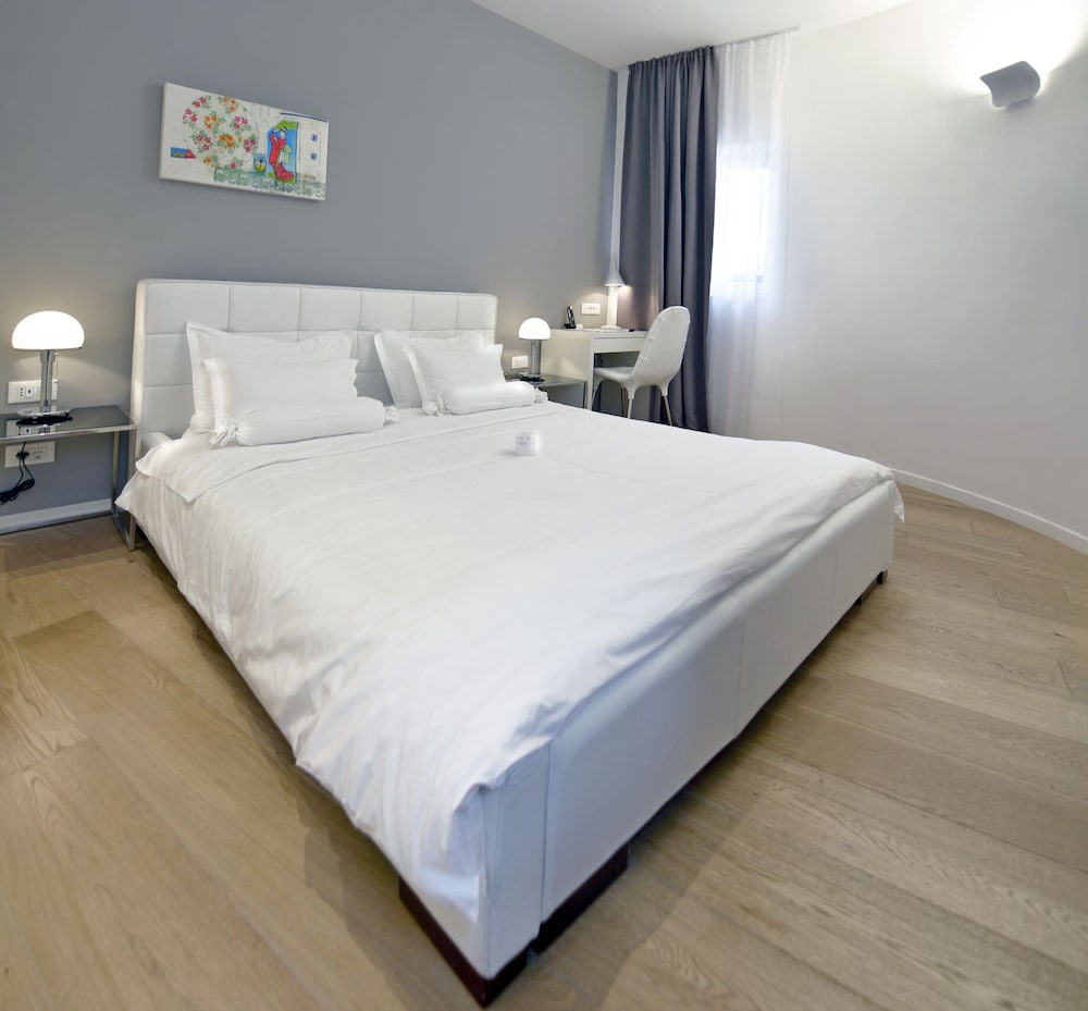 Divota Apartment Hotel — Hotel rooms in Split, Split-Dalmatia