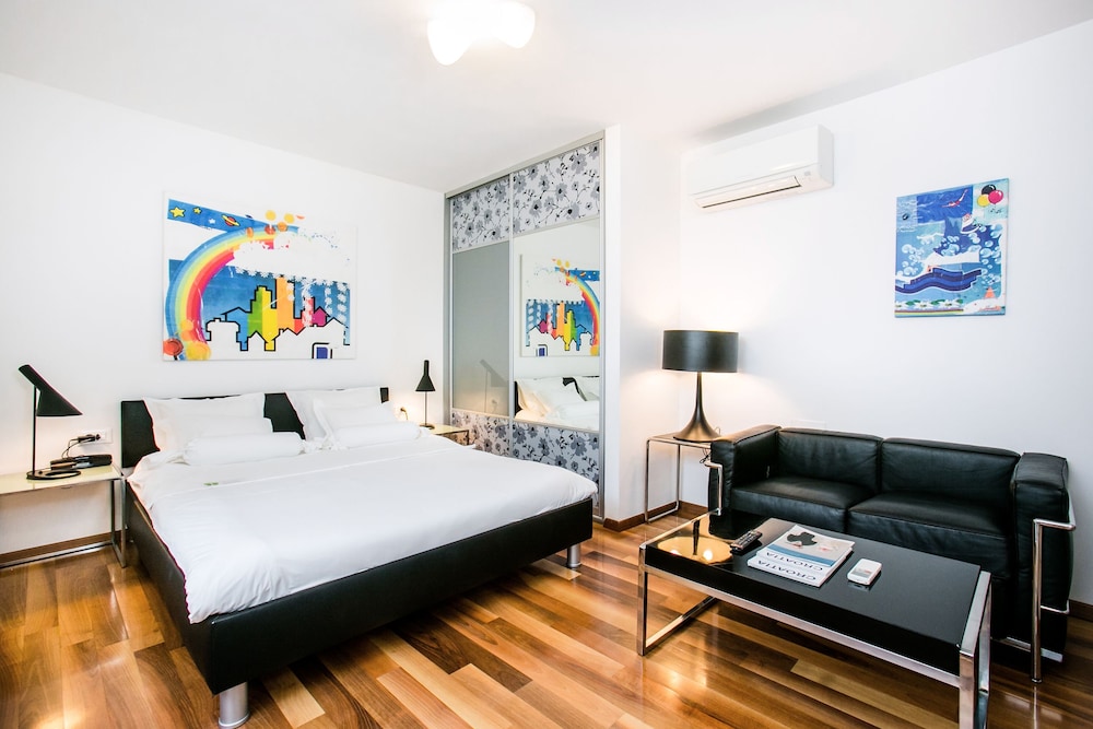 Divota Apartment Hotel — Hotel rooms in Split, Split-Dalmatia