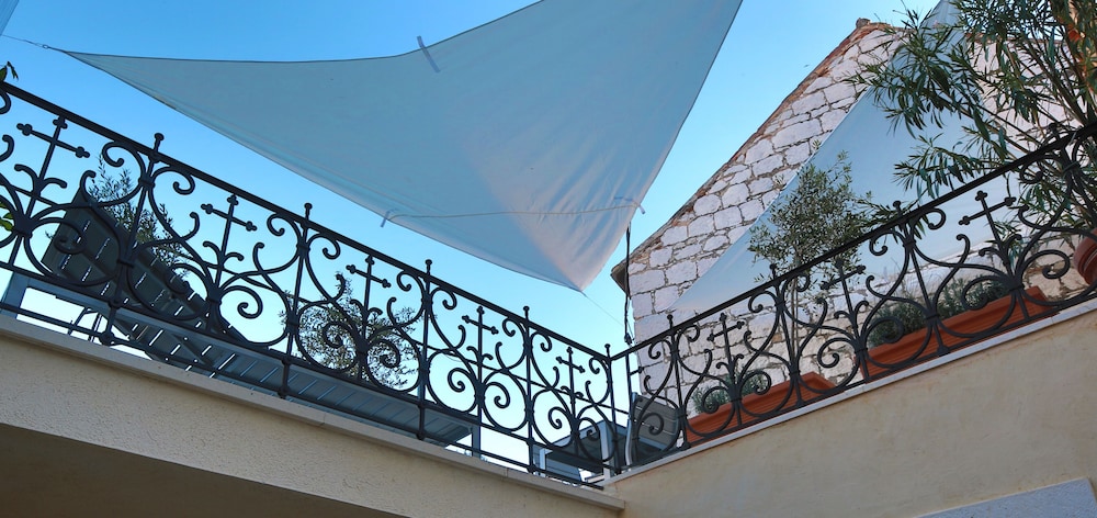 Divota Apartment Hotel — Hotel building in Split, Split-Dalmatia
