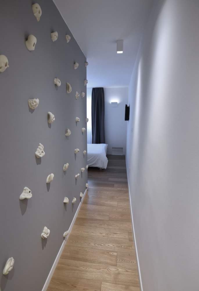 Divota Apartment Hotel — Hotel rooms in Split, Split-Dalmatia