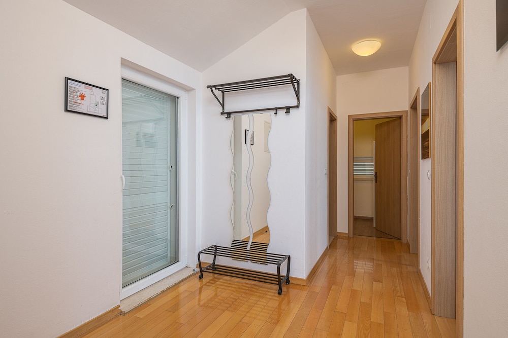 Apartments Didan — Hotel rooms in Konavle, Dubrovnik-Neretva