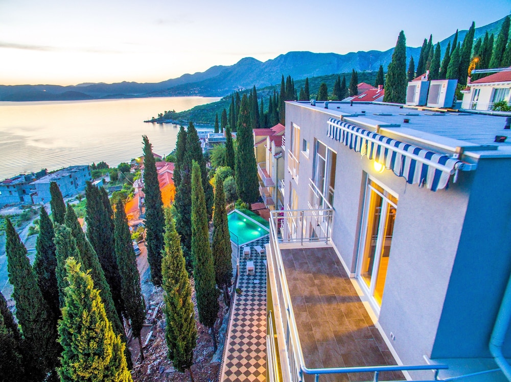 Apartments Didan — Hotel building in Konavle, Dubrovnik-Neretva
