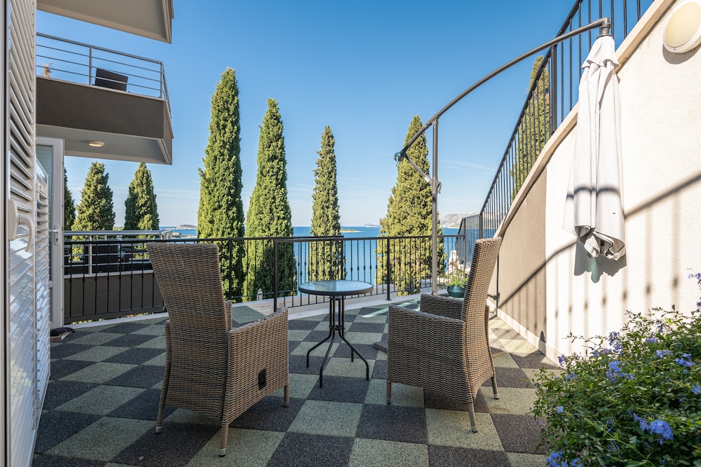 Apartments Didan — Hotel building in Konavle, Dubrovnik-Neretva
