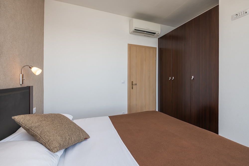 Apartments Didan — Hotel rooms in Konavle, Dubrovnik-Neretva