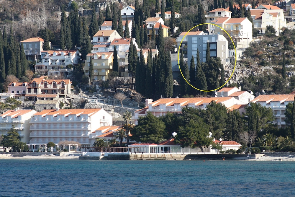 Apartments Didan — Hotel building in Konavle, Dubrovnik-Neretva