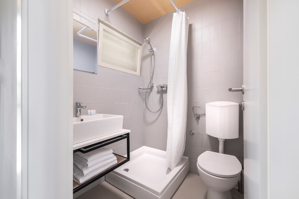 Sunny Makarska by Valamar — Hotel rooms in Makarska, Split-Dalmatia