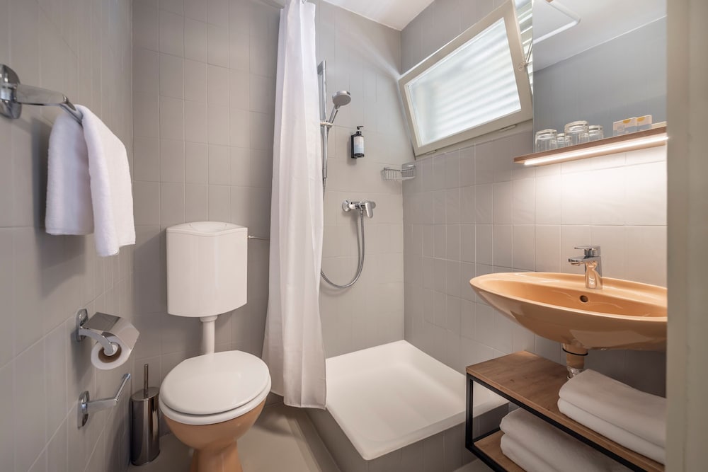Sunny Makarska by Valamar — Hotel rooms in Makarska, Split-Dalmatia