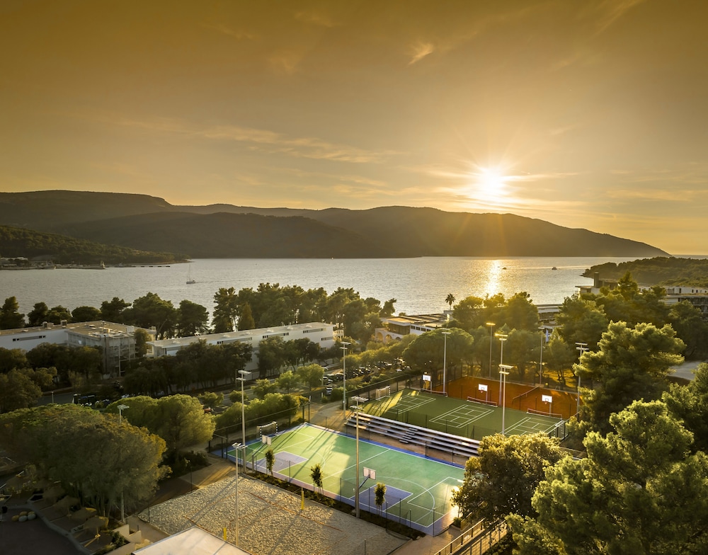 Sunny Makarska by Valamar — Swimming pool in Makarska, Split-Dalmatia