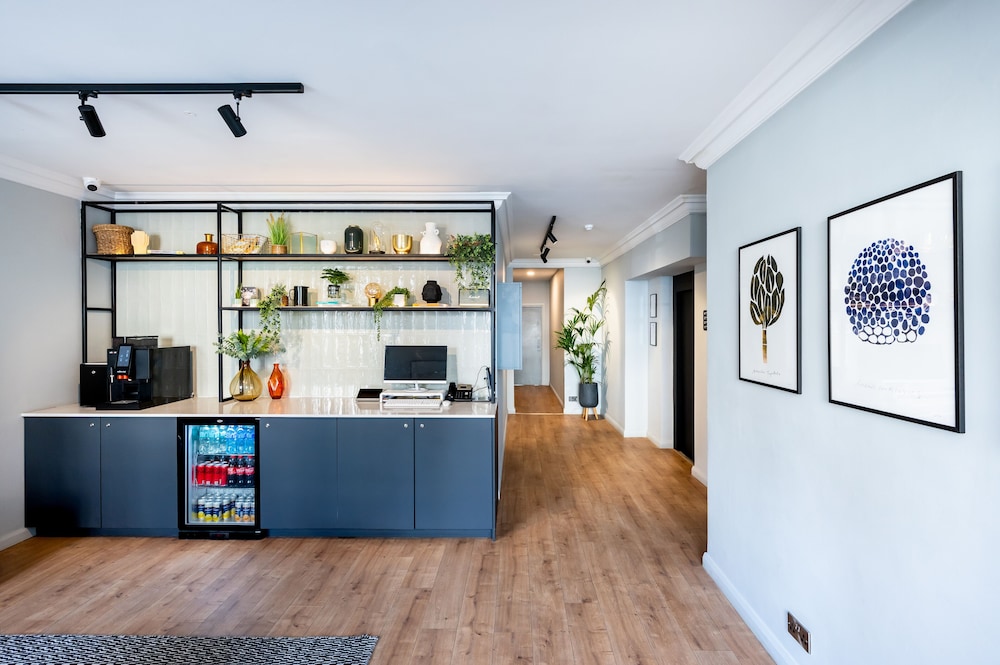 Staycity Aparthotels, Dublin, Christchurch — Hotel building in Dublin, Dublin City
