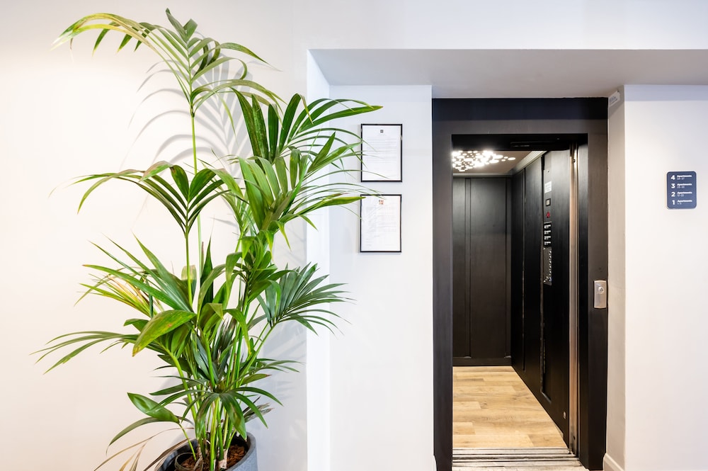 Staycity Aparthotels, Dublin, Christchurch — Hotel building in Dublin, Dublin City