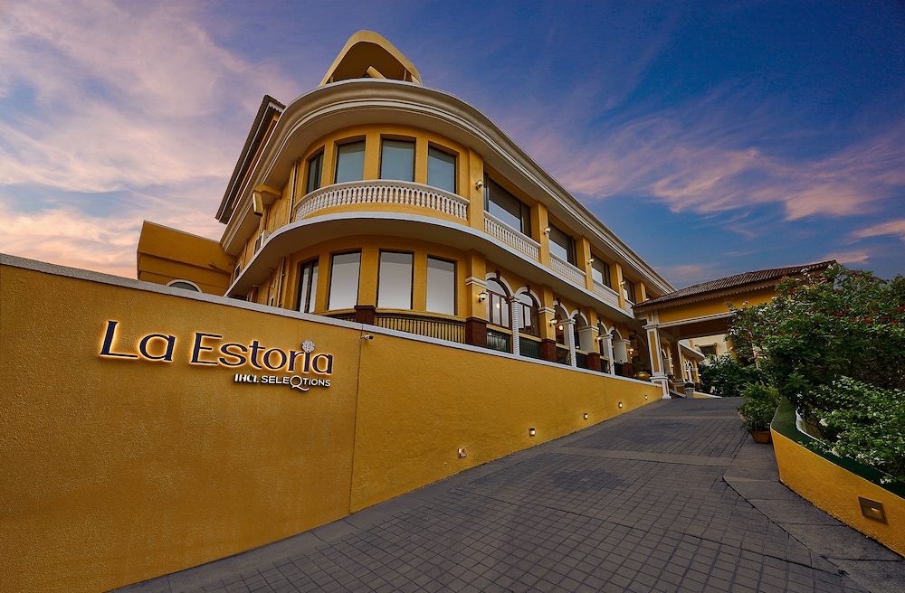 La Estoria, Goa - IHCL SeleQtions (A Taj InnerCircle Hotel) — Hotel building in Candolim, Goa