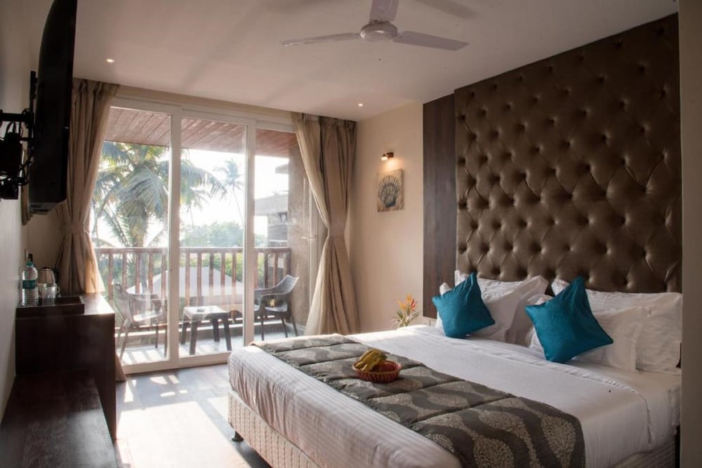 Riva Beach Resort — Hotel rooms in Mandrem, Goa