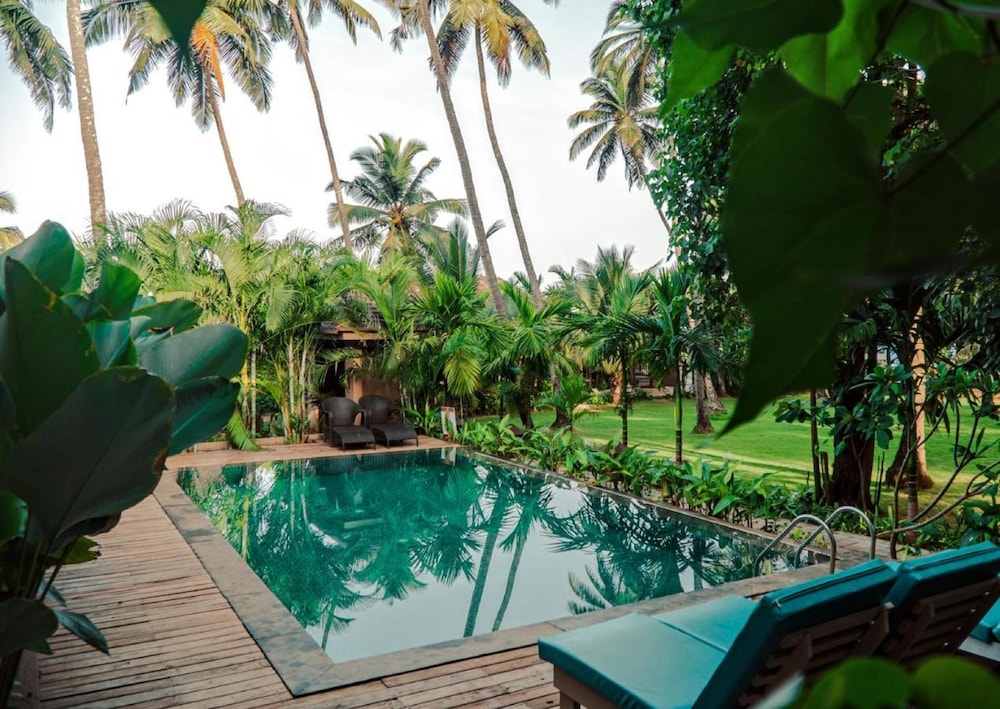 Riva Beach Resort — Swimming pool in Mandrem, Goa