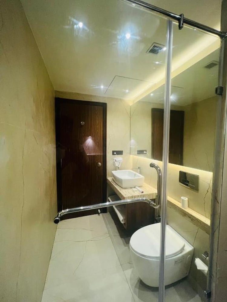 Riva Beach Resort — Hotel rooms in Mandrem, Goa
