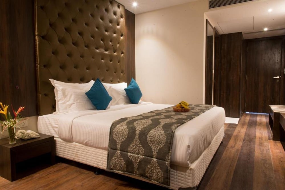 Riva Beach Resort — Hotel rooms in Mandrem, Goa