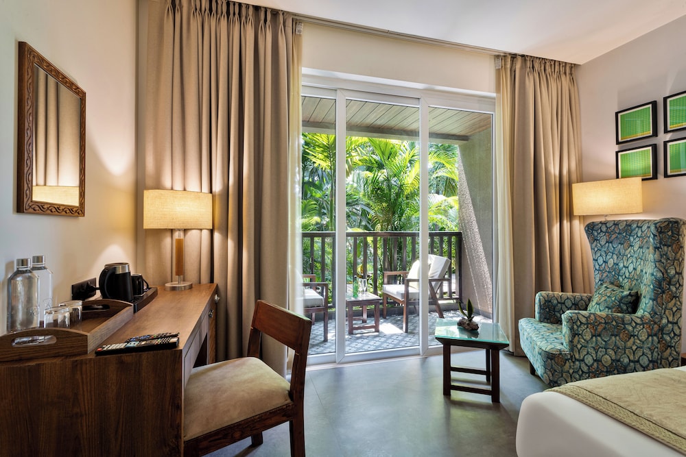 Riva Beach Resort — Hotel rooms in Mandrem, Goa