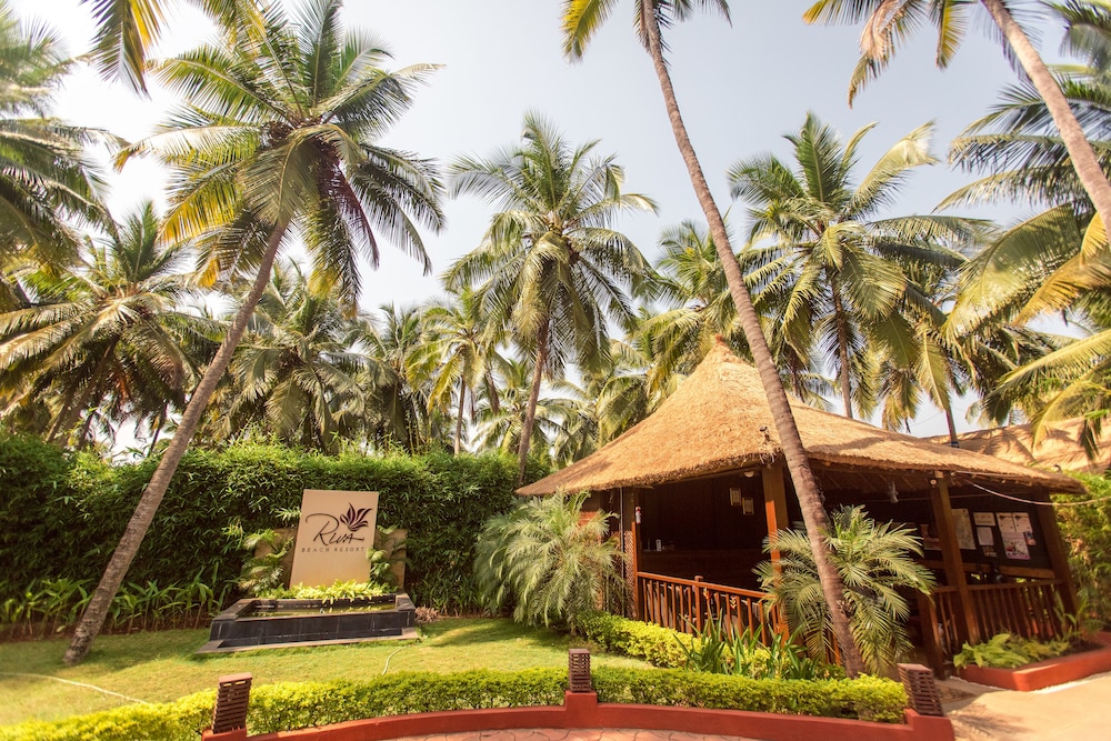 Riva Beach Resort — Restaurant & bars in Mandrem, Goa
