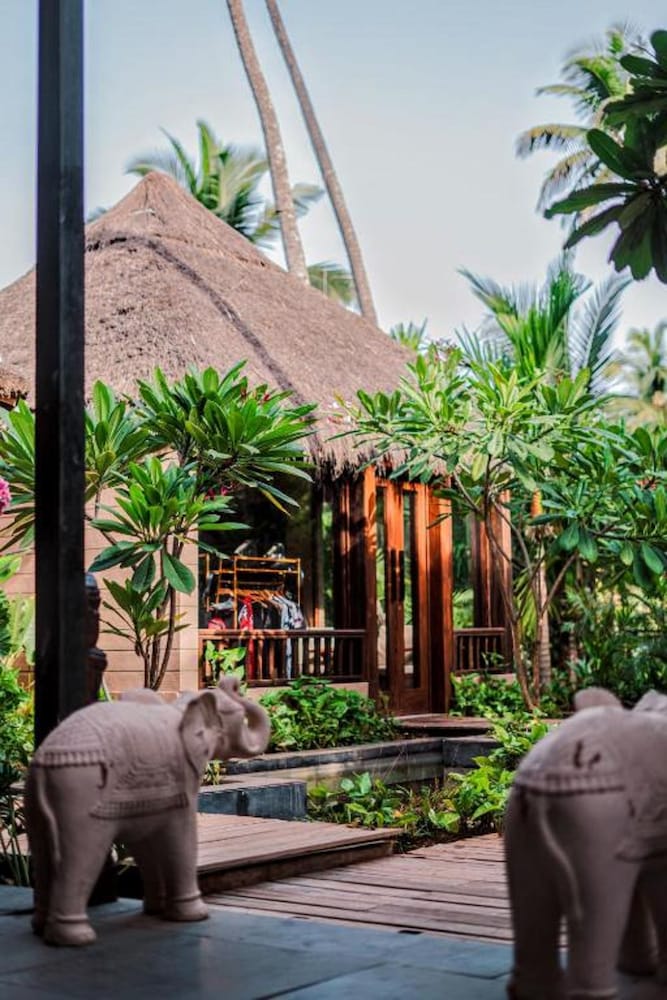 Riva Beach Resort — Hotel building in Mandrem, Goa