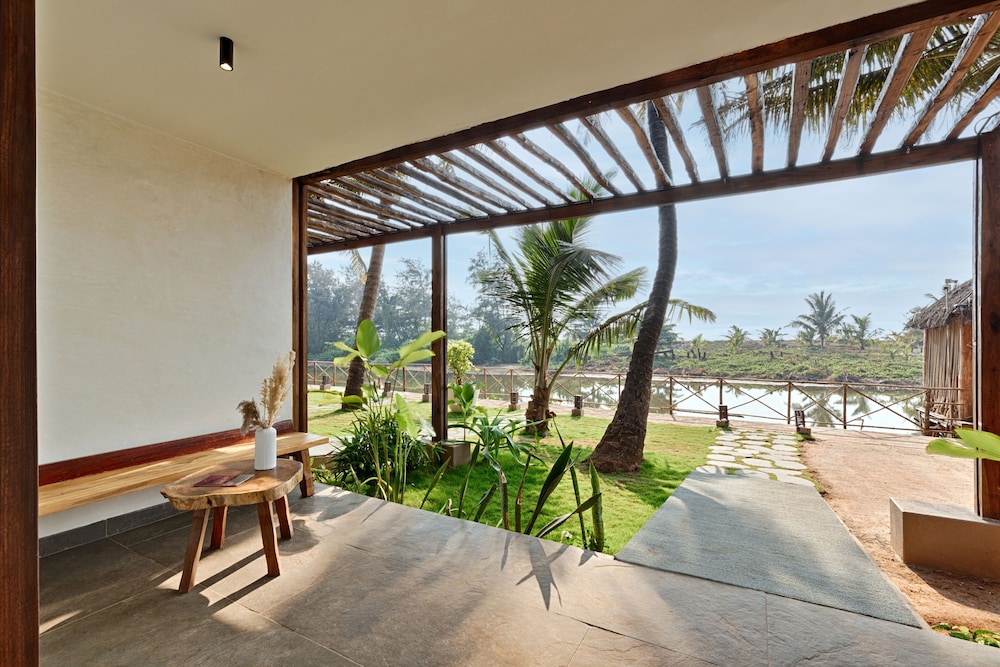 Riva Beach Resort — Hotel building in Mandrem, Goa