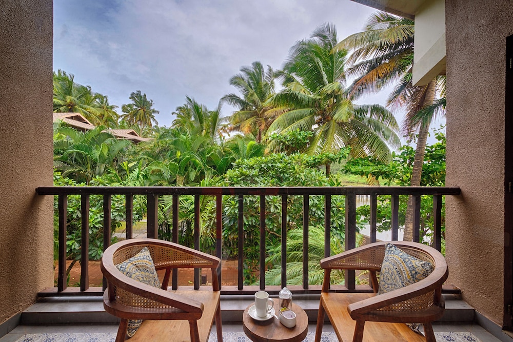 Riva Beach Resort — Hotel building in Mandrem, Goa