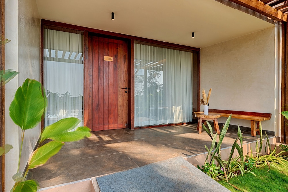 Riva Beach Resort — Hotel building in Mandrem, Goa