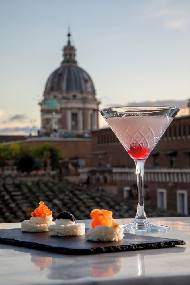 Hotel Mozart — Restaurant & bars in Rome, Lazio