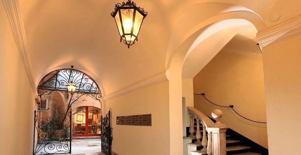 Hotel Mozart — Hotel building in Rome, Lazio