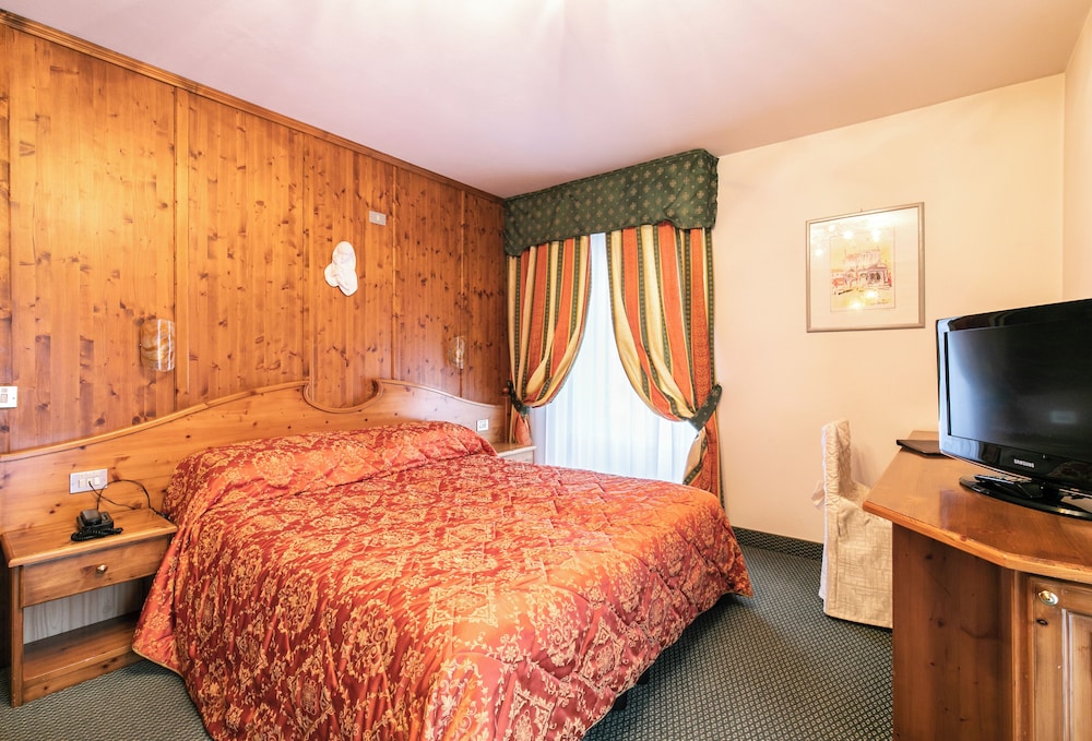 Grand Hotel des Alpes - zdjęcie 5