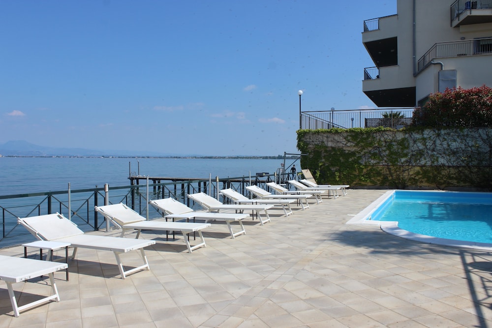 Hotel Estée - zdjęcie 4