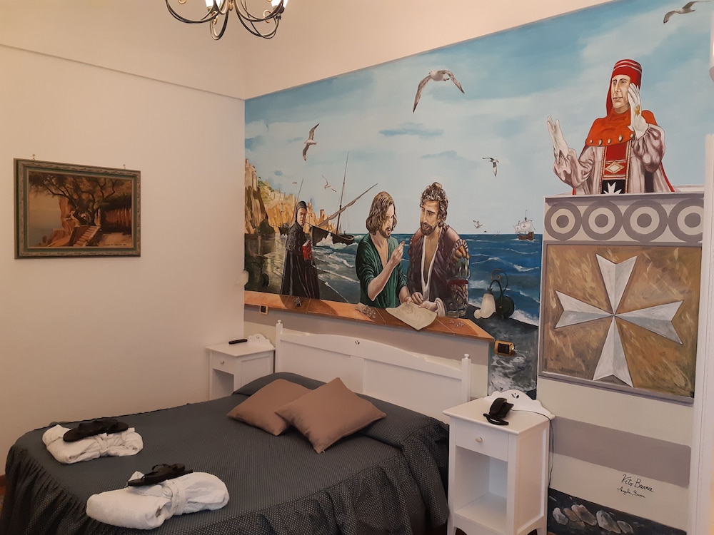 Hotel Antica Repubblica — Hotel rooms in Amalfi, Campania