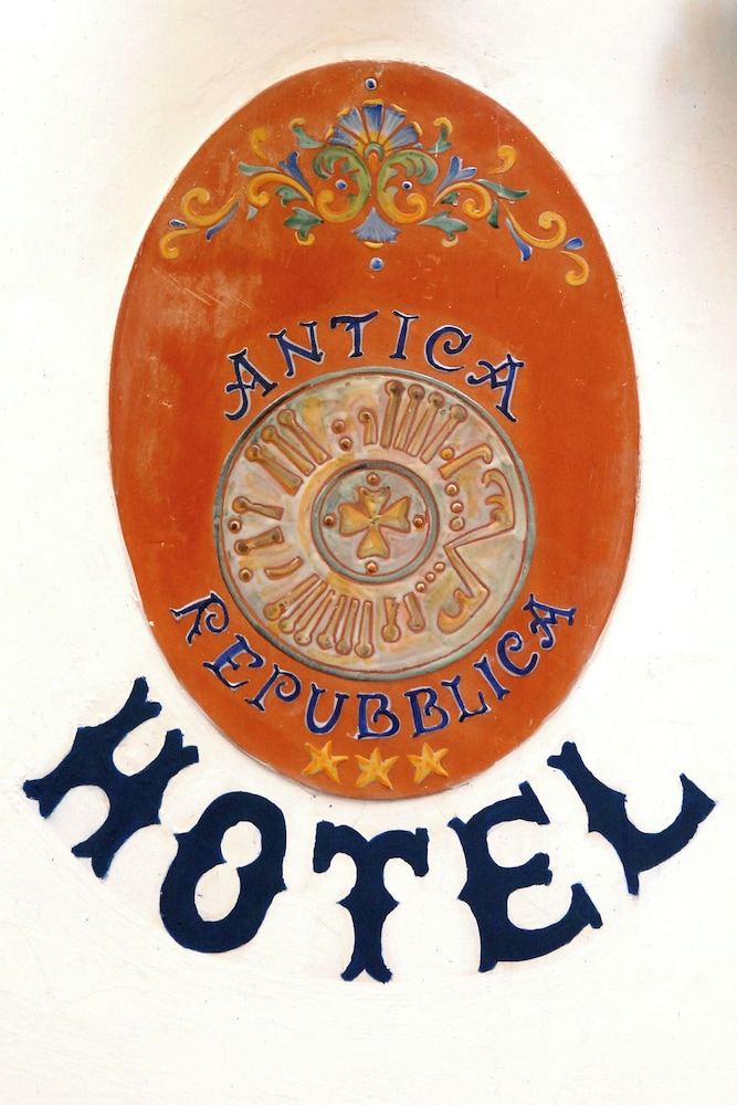 Hotel Antica Repubblica — Hotel building in Amalfi, Campania