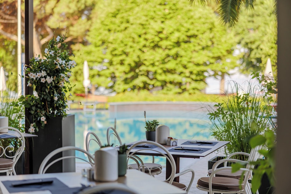 San Marco — Restaurant & bars in Bardolino, Veneto