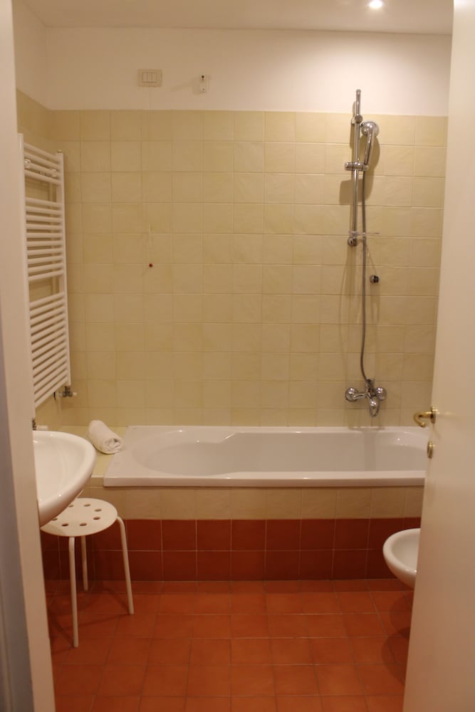 San Marco — Hotel rooms in Bardolino, Veneto