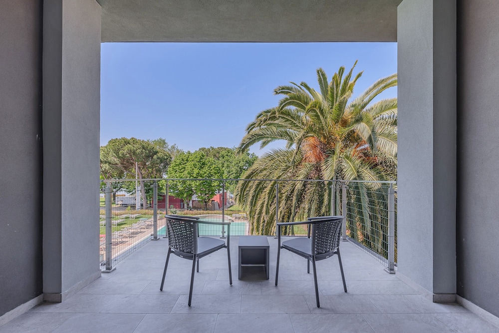 San Marco — Swimming pool in Bardolino, Veneto