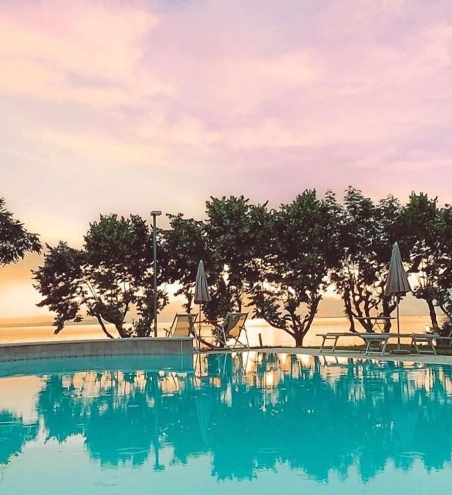 San Marco — Swimming pool in Bardolino, Veneto