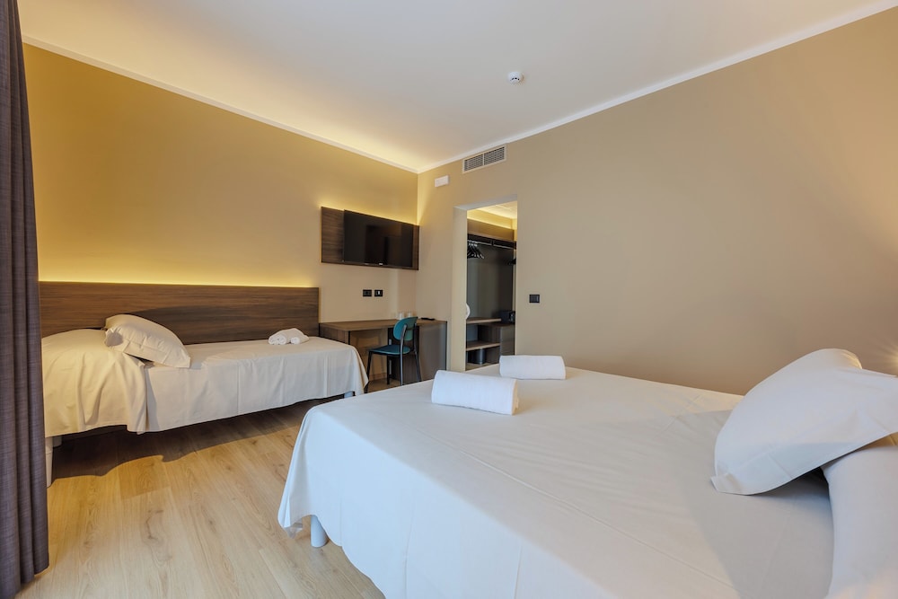 San Marco — Hotel rooms in Bardolino, Veneto