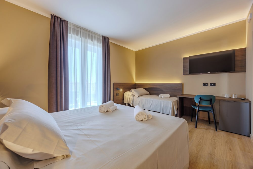 San Marco — Hotel rooms in Bardolino, Veneto