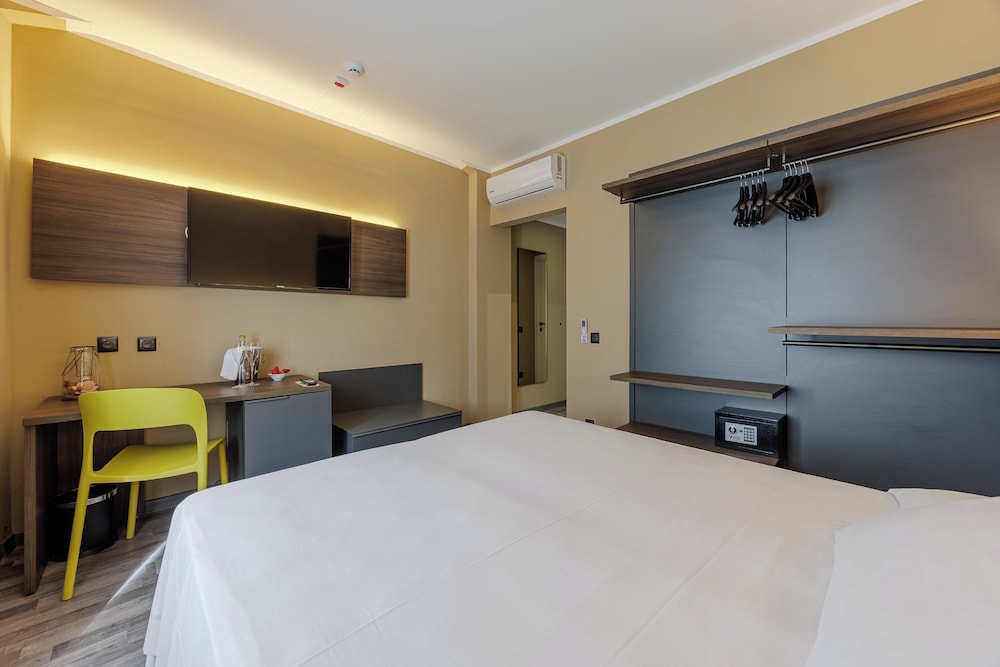 San Marco — Hotel rooms in Bardolino, Veneto