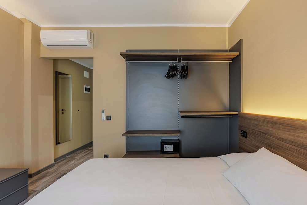 San Marco — Hotel rooms in Bardolino, Veneto