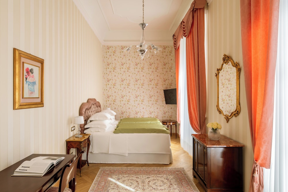 Grand Hotel Villa Serbelloni — Hotel rooms in Bellagio, Lombardy