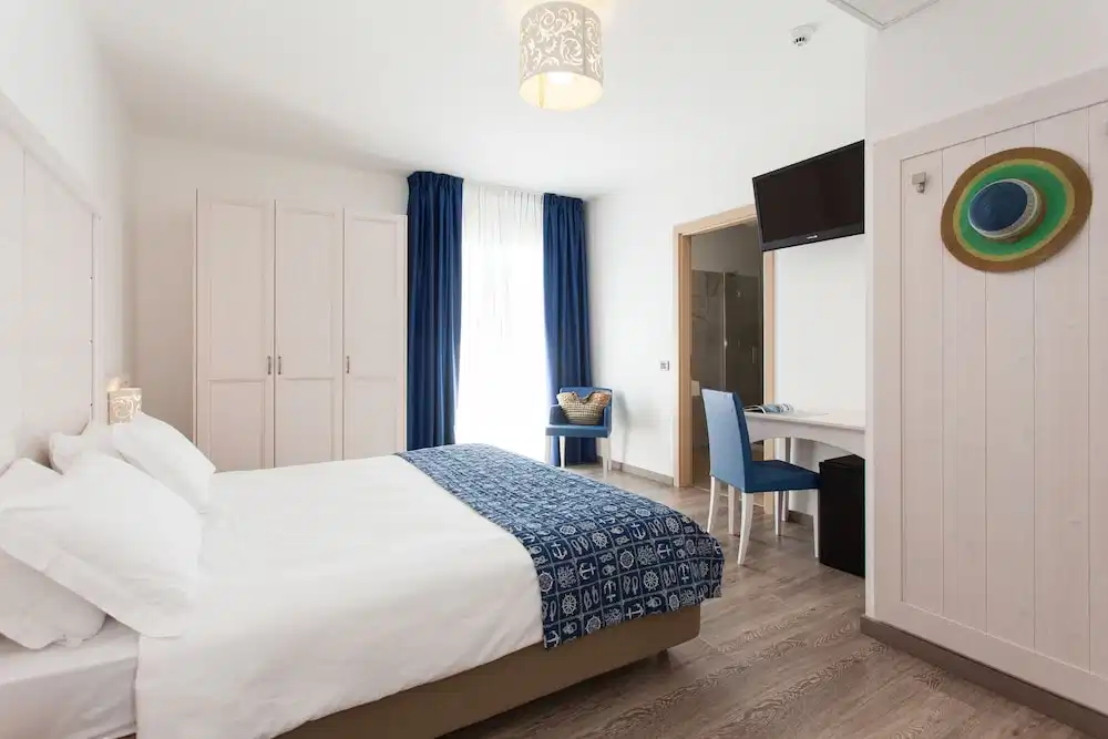 Regent's Hotel — Hotel rooms in Jesolo, Veneto