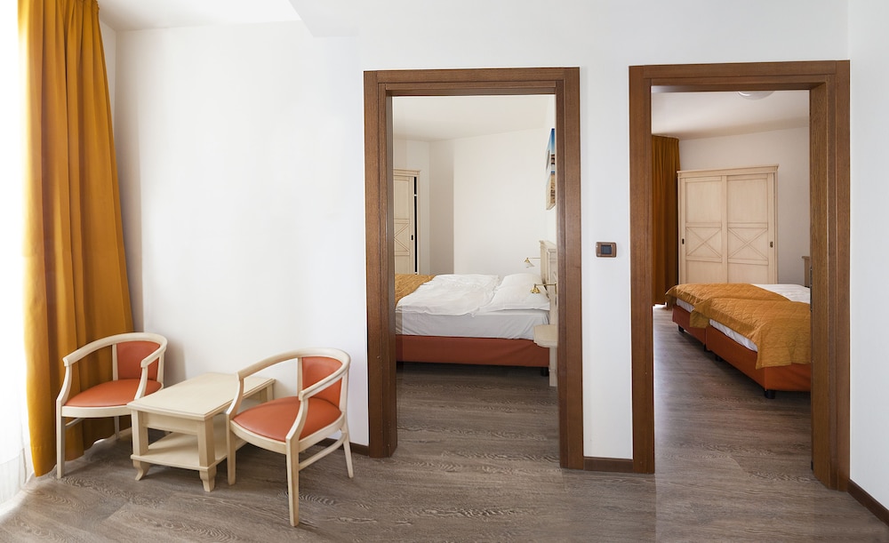 Regent's Hotel — Hotel rooms in Jesolo, Veneto