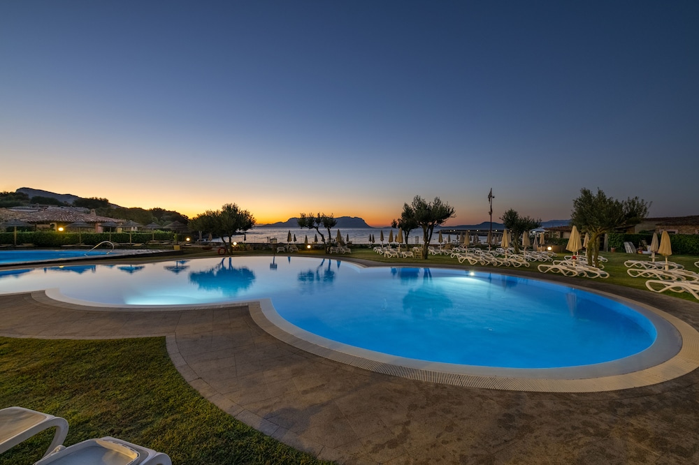 Hotel Resort & Spa Baja Caddinas - zdjęcie 4