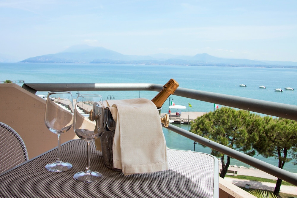 Hotel Ca' Serena — Attractions in the area in Sirmione, Lombardy