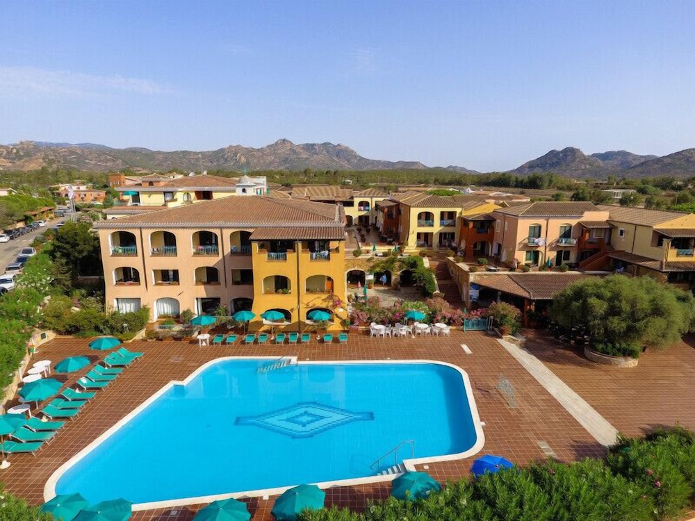 Nicolaus Club Torre Moresca — Swimming pool in Orosei, Sardinia