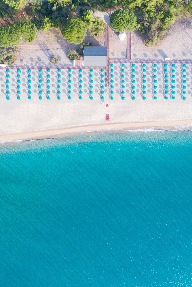 Club Hotel Marina Beach — Beach in Orosei, Sardinia