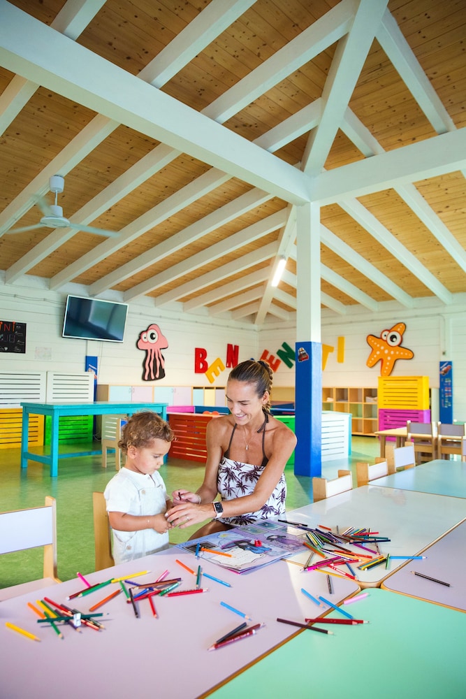 Club Hotel Marina Beach — Attractions for children in Orosei, Sardinia